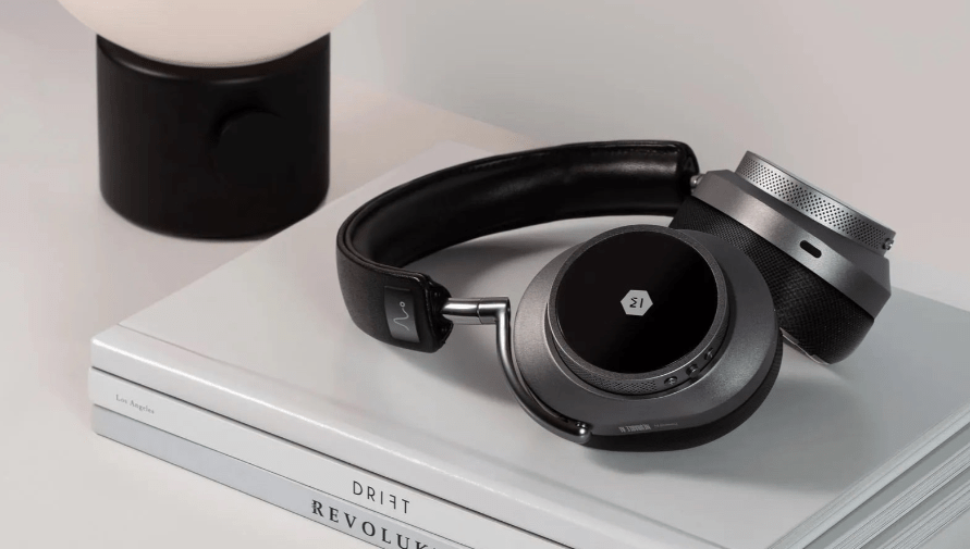Master & Dynamic x Neurable MW75 Neuro AI Headphones: Elevate Your Listening&nbsp;Experience